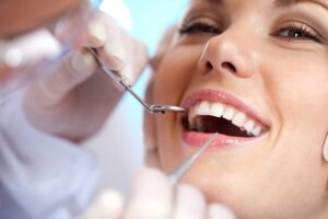 Endodontist Versus Periodontist, what's the difference