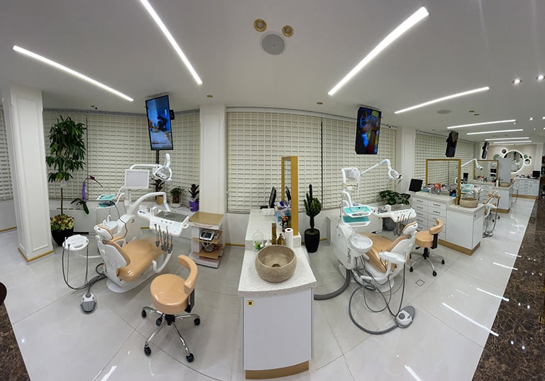مطب دکتر داودیان شعبه زعفرانیه