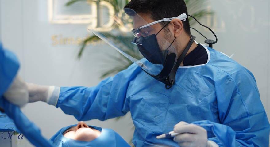who is the best Implantologist in Tehran